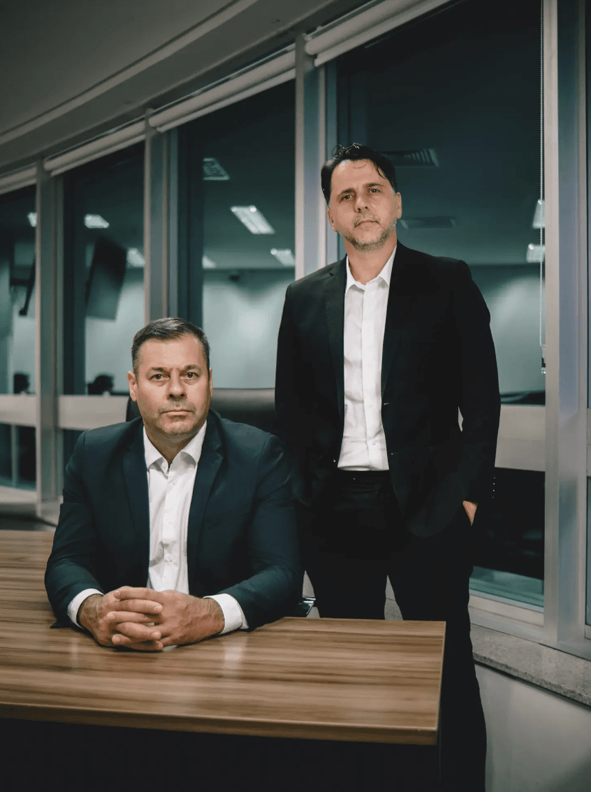 Ademir e Márcio, sócios à frente da HP HUB